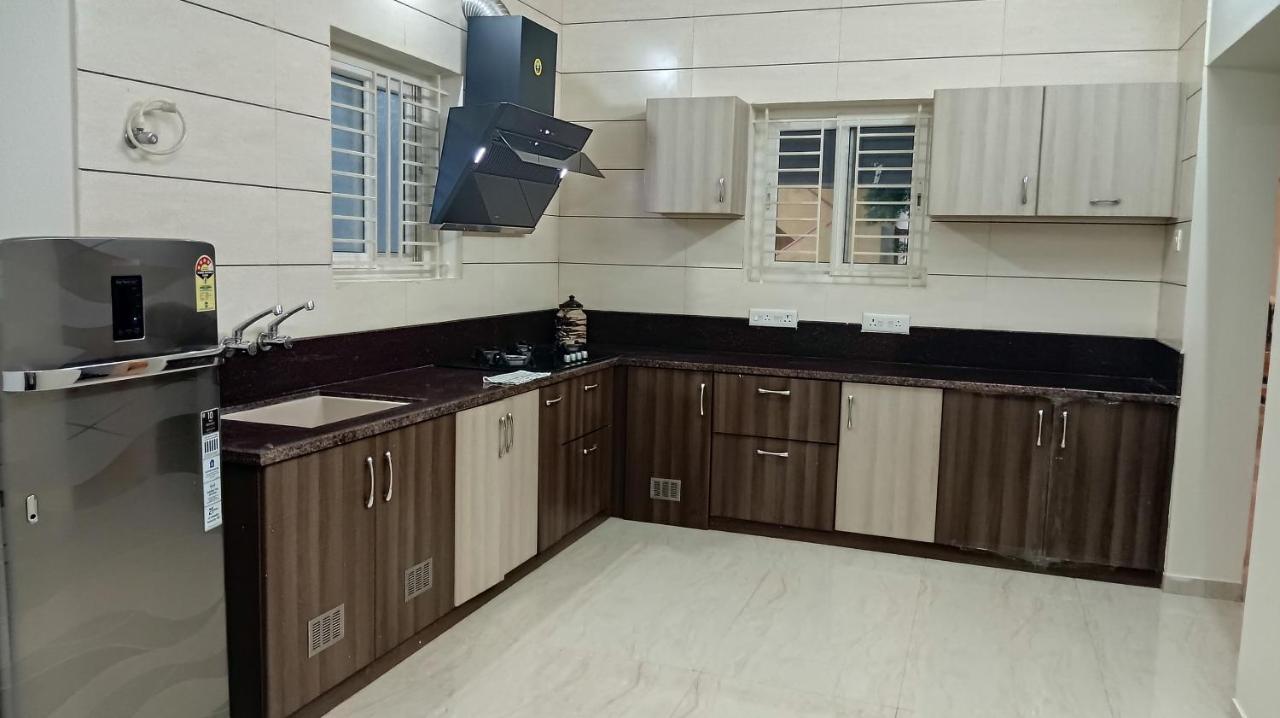 Shi'S Vilva - The Bungalow In Coimbatore - Near Airport, Kmch, Codesia Exterior foto