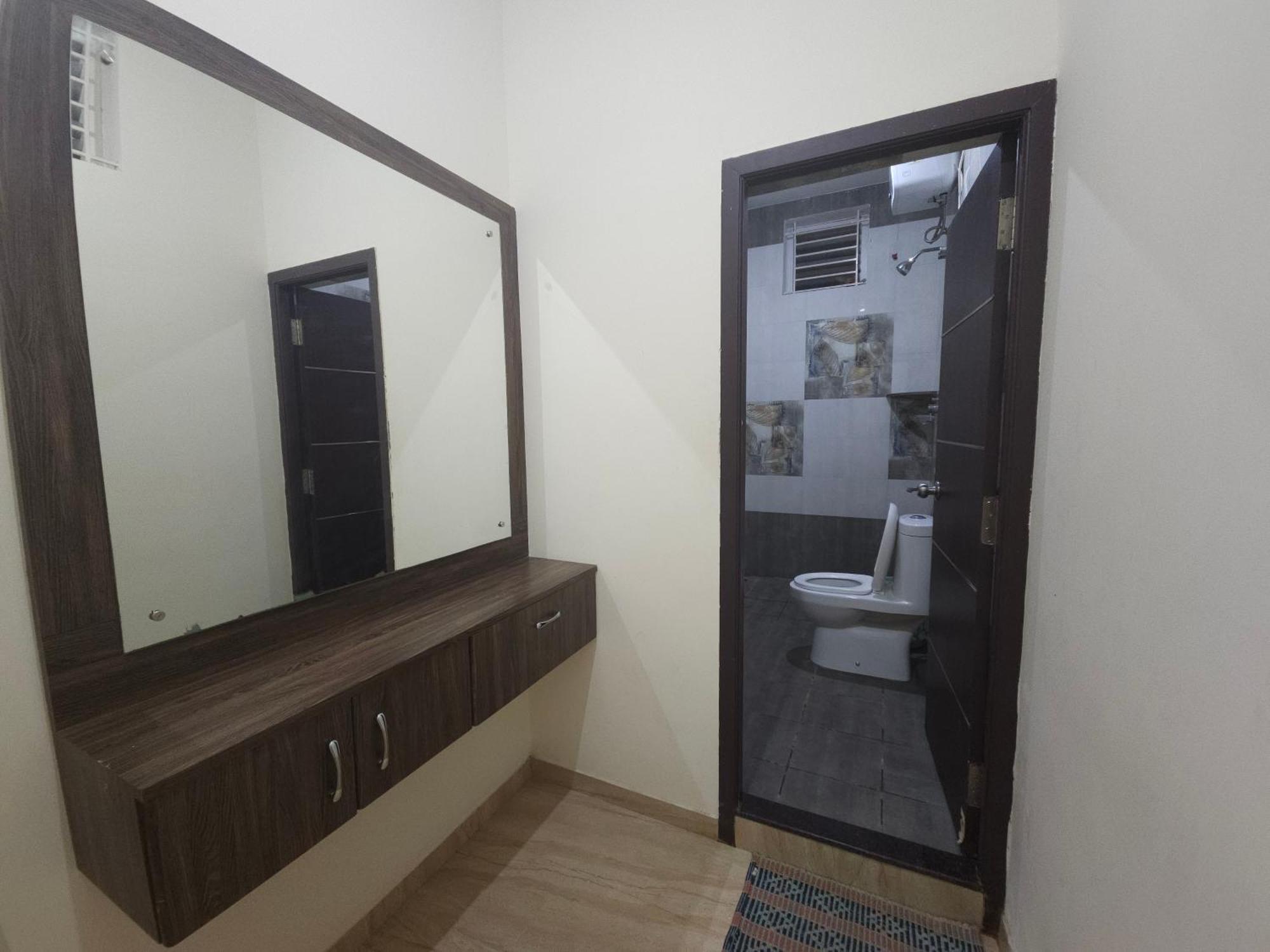 Shi'S Vilva - The Bungalow In Coimbatore - Near Airport, Kmch, Codesia Exterior foto